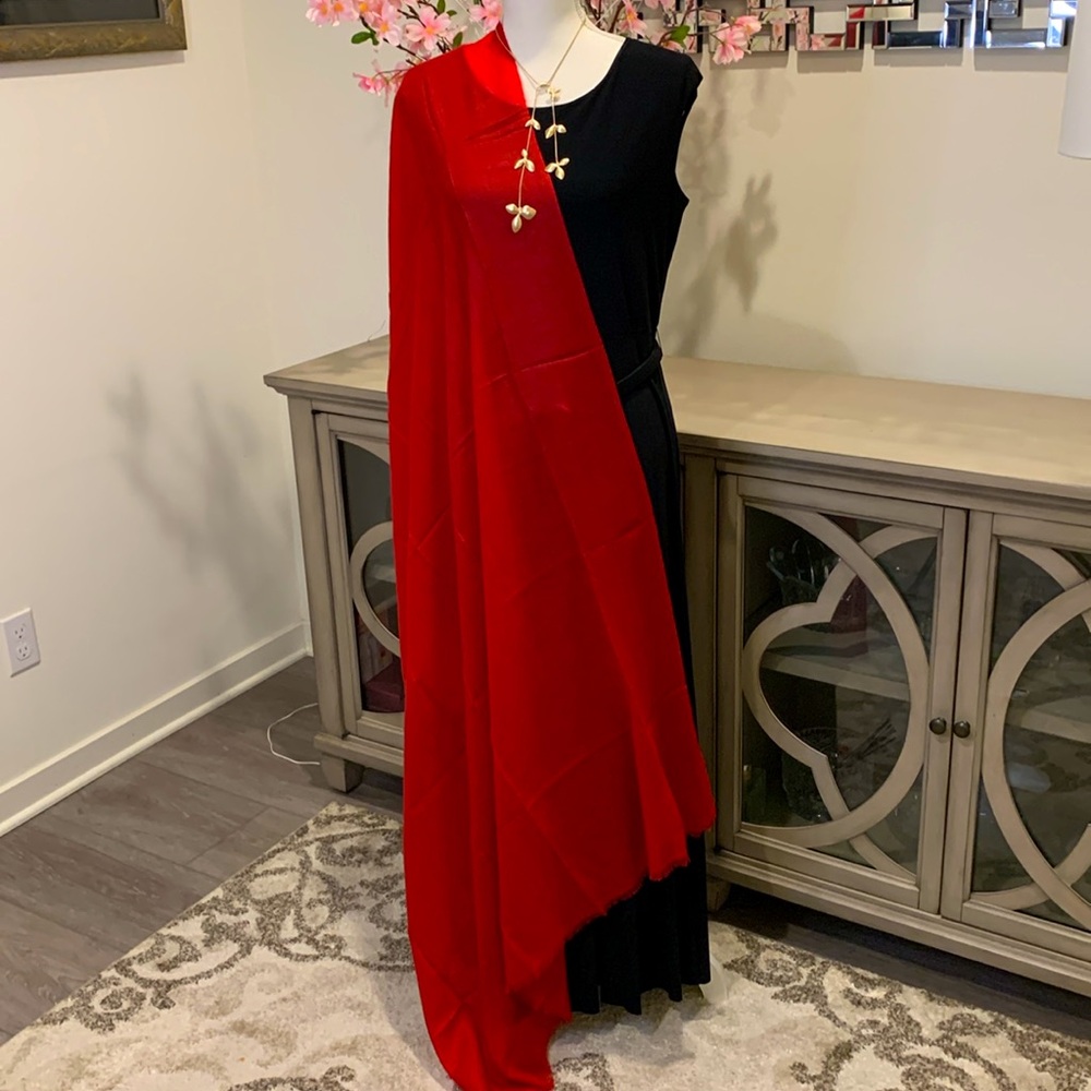 Naturally Knotty ultra fine 100% cashmere oversized wrap 80X40 red or black